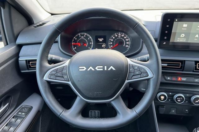 Dacia Sandero image 2