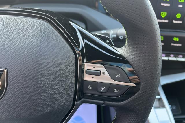 Peugeot 308 image 6