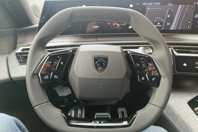 Peugeot 3008 image 4