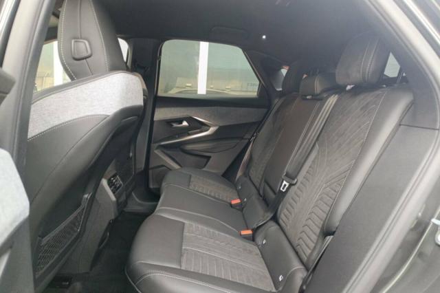 Peugeot 3008 image 8