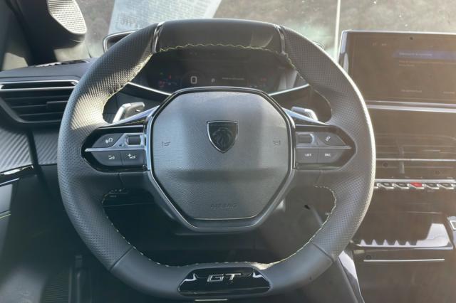 Peugeot 208 image 5