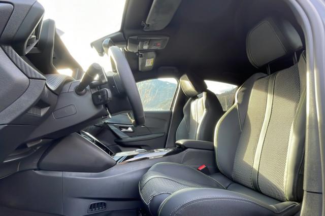 Peugeot 208 image 7