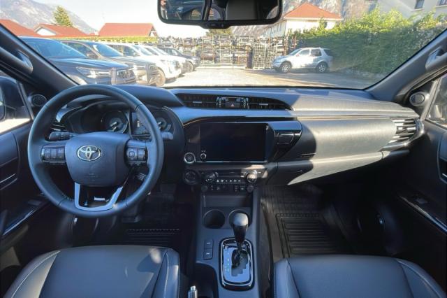 Toyota Hilux image 7