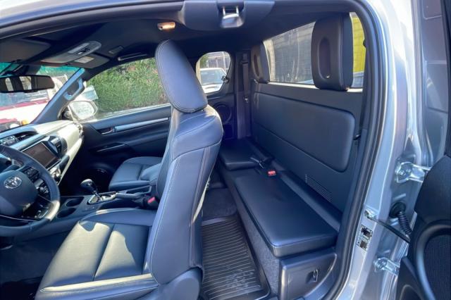 Toyota Hilux image 5