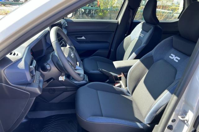 Dacia Duster image 9