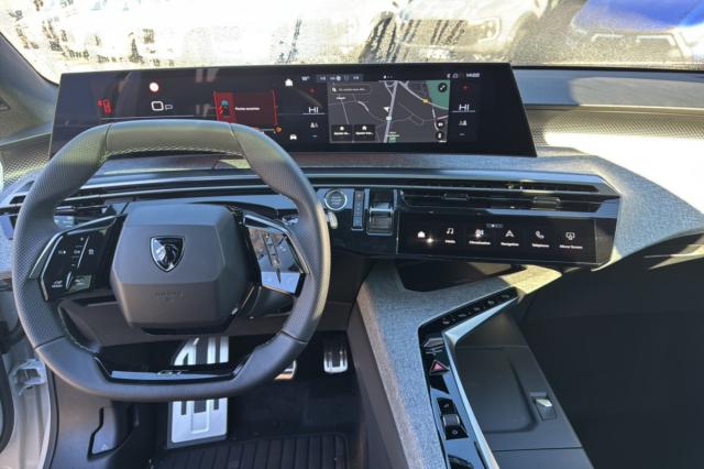 Peugeot 3008 image 3