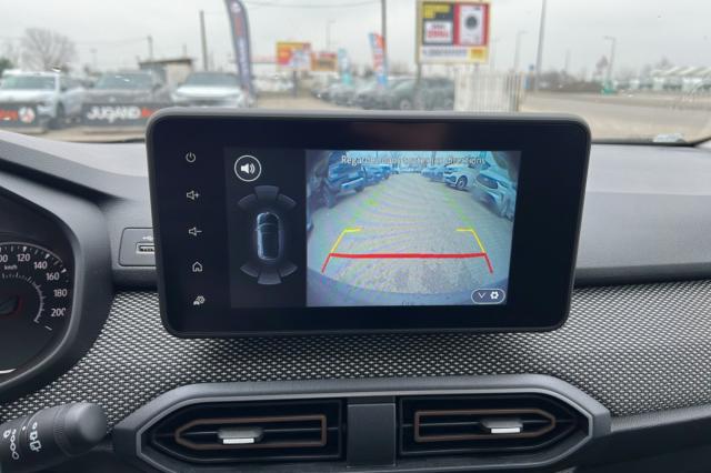 Dacia Sandero image 2