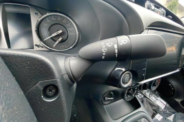 Toyota Hilux image 4