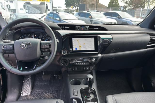 Toyota Hilux image 6