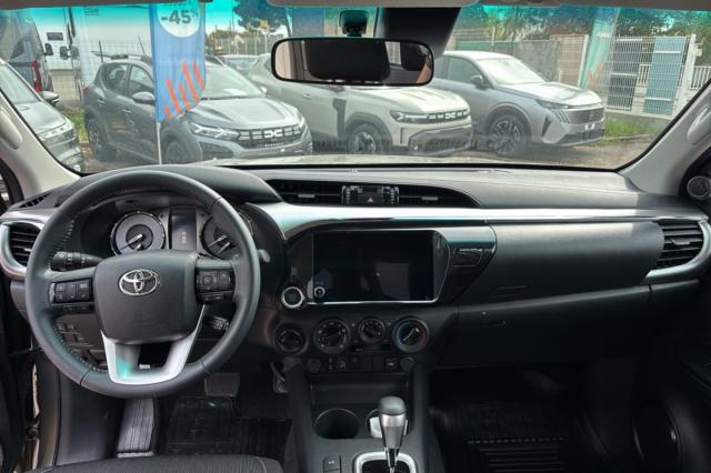 Toyota Hilux image 3
