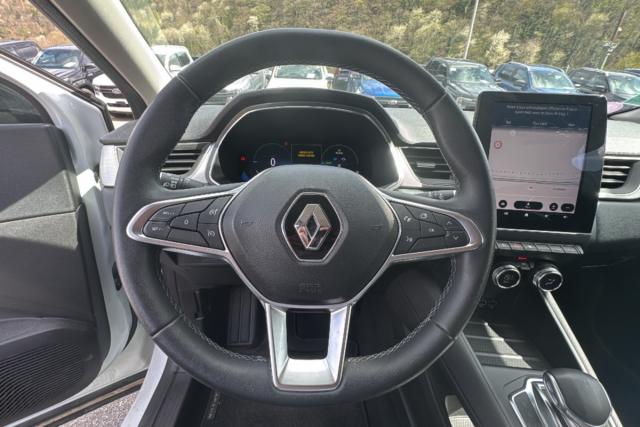 Renault Captur image 1