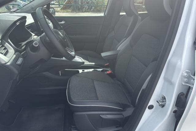 Renault Captur image 8