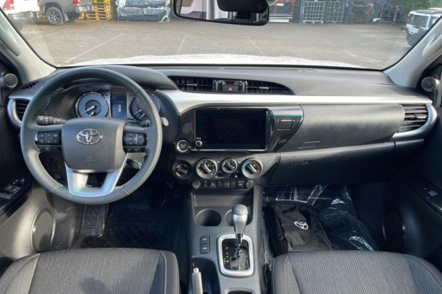 Toyota Hilux image 9