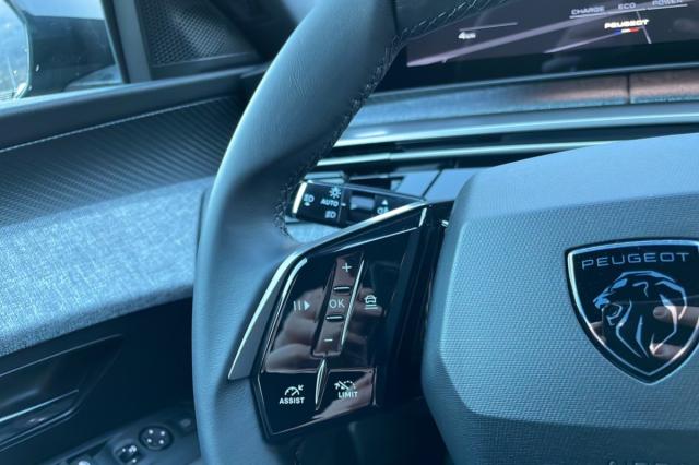 Peugeot 5008 image 8