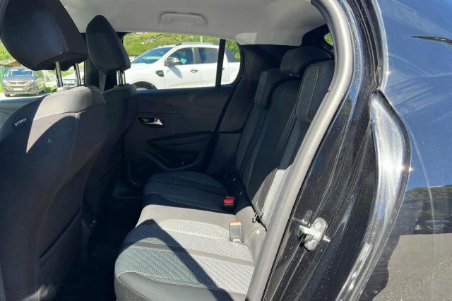 Peugeot 208 image 2