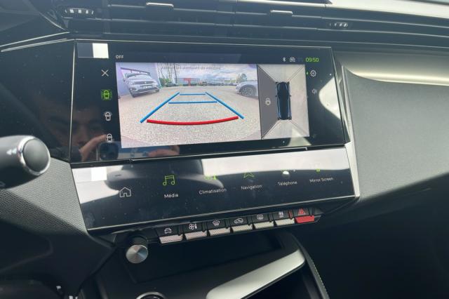 Peugeot 308 image 8