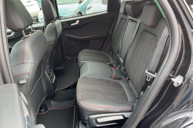 Ford Kuga image 7