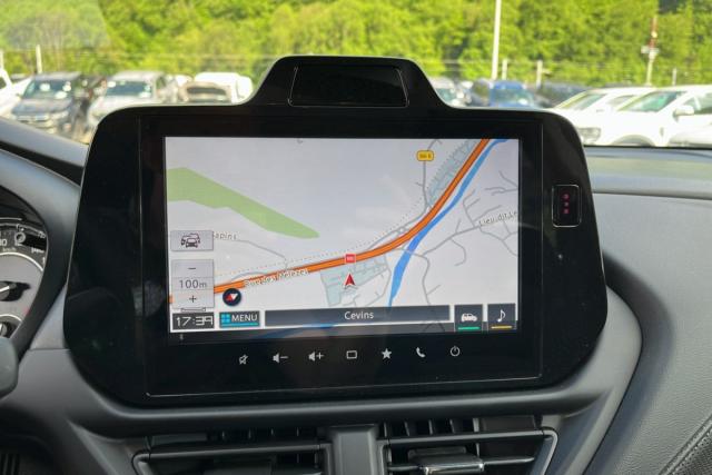 Suzuki S-Cross image 2
