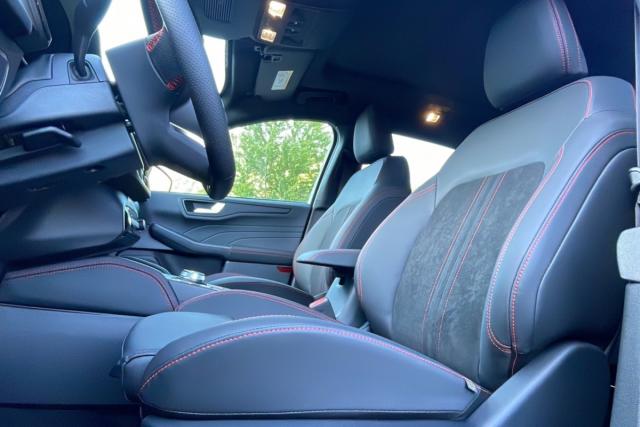 Ford Kuga image 5