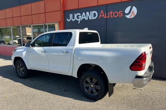 Toyota Hilux image 4