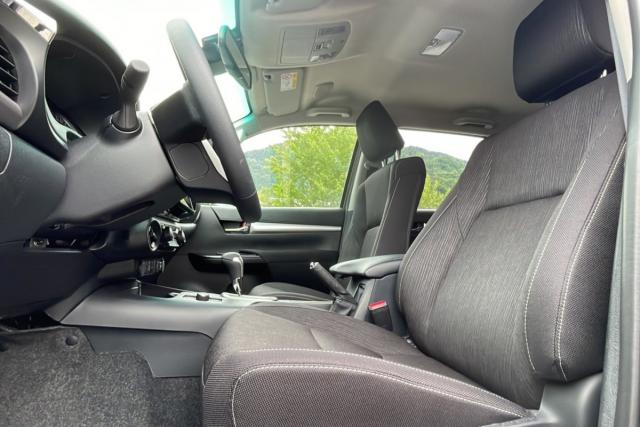 Toyota Hilux image 5