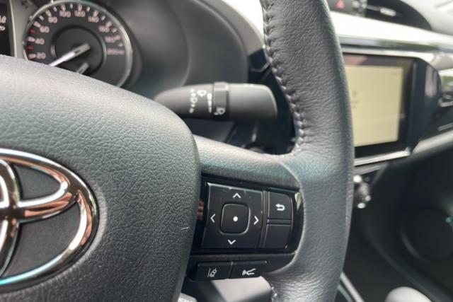 Toyota Hilux image 4