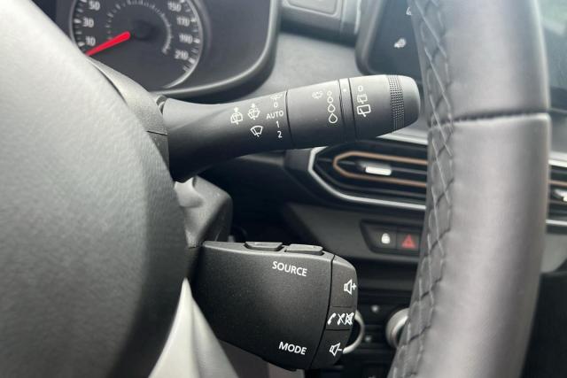 Dacia Sandero image 7