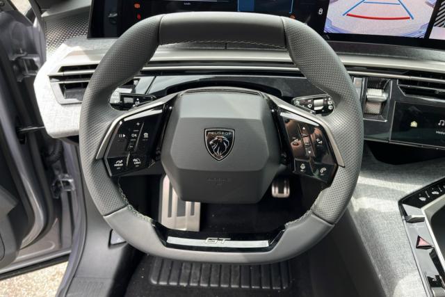 Peugeot 5008 image 6