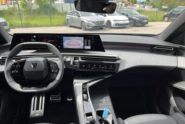 Peugeot 5008 image 1