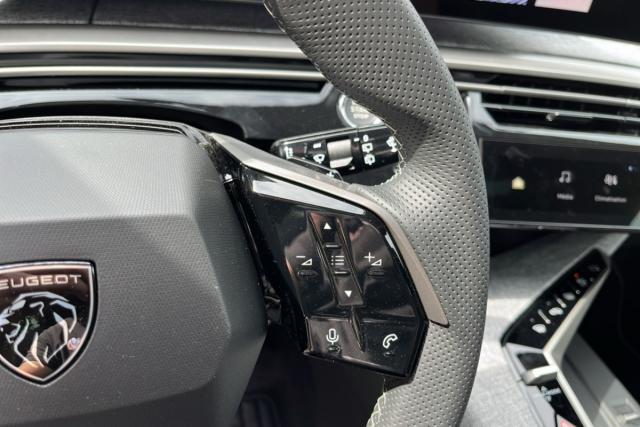 Peugeot 5008 image 4