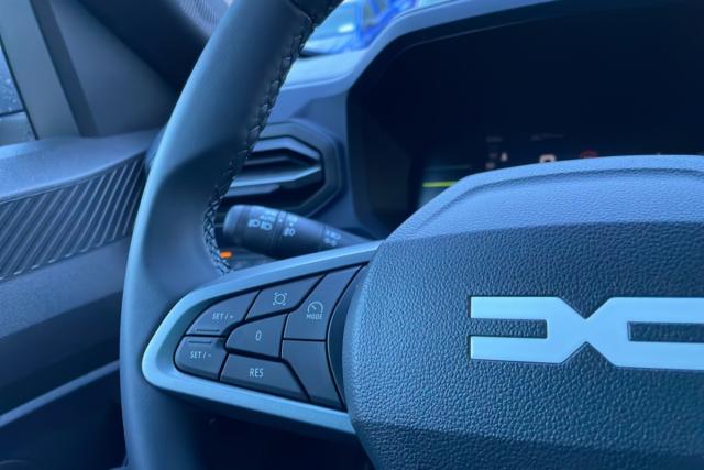 Dacia Duster image 8