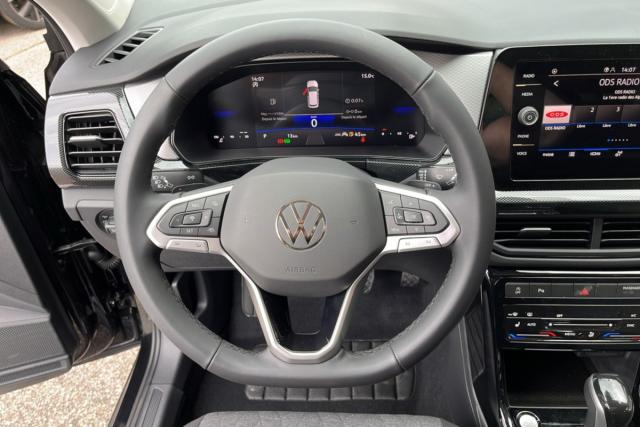 Volkswagen T-Cross image 1