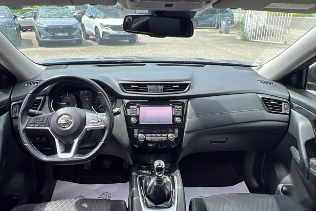 Nissan X-Trail image 8