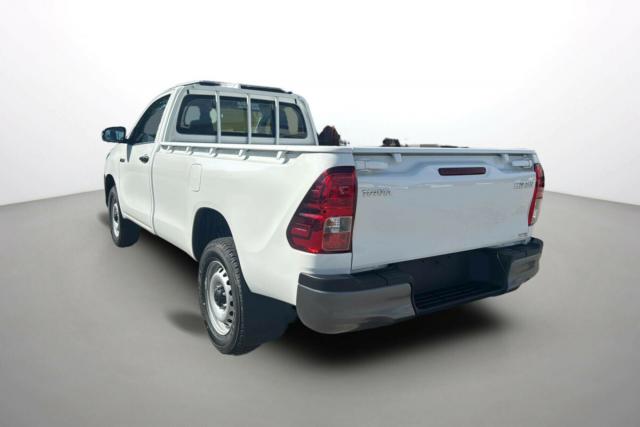 Toyota Hilux image 6