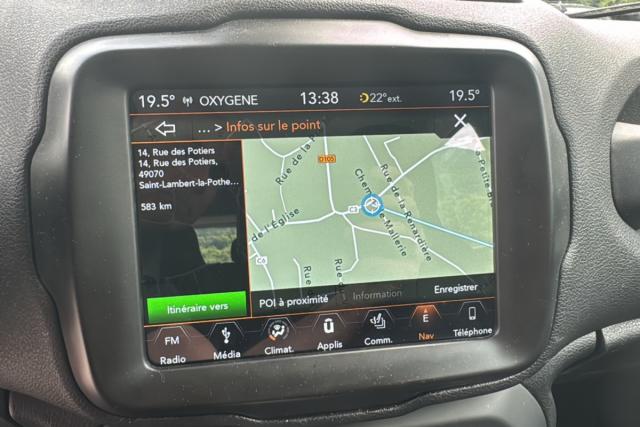 Jeep Renegade image 3