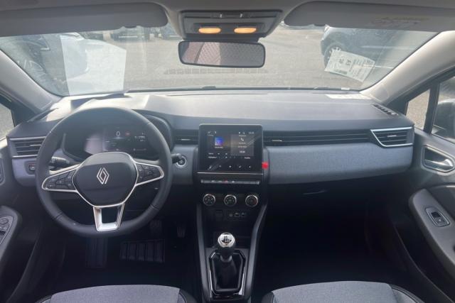 Renault Clio image 2