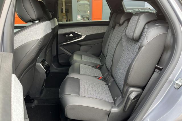 Peugeot 5008 image 8