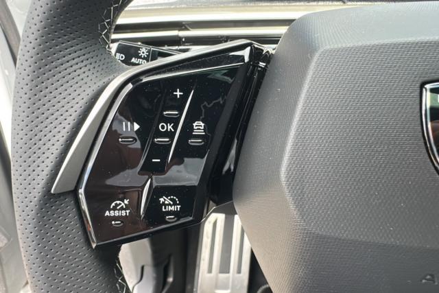 Peugeot 5008 image 6