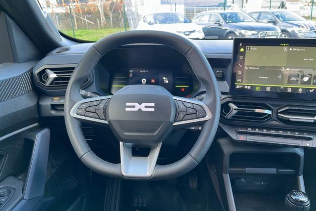 Dacia Duster image 1