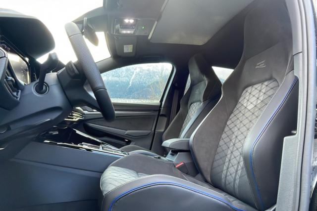 Volkswagen Golf image 1