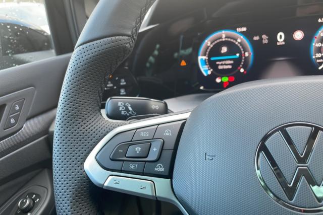 Volkswagen Golf image 2
