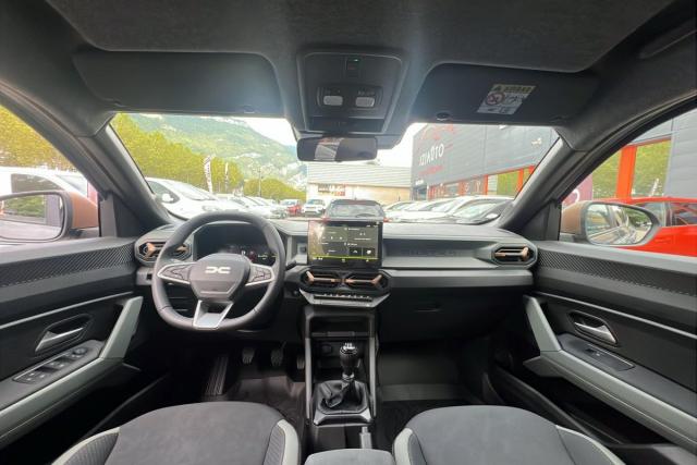 Dacia Duster image 8