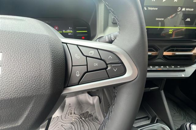 Dacia Duster image 9