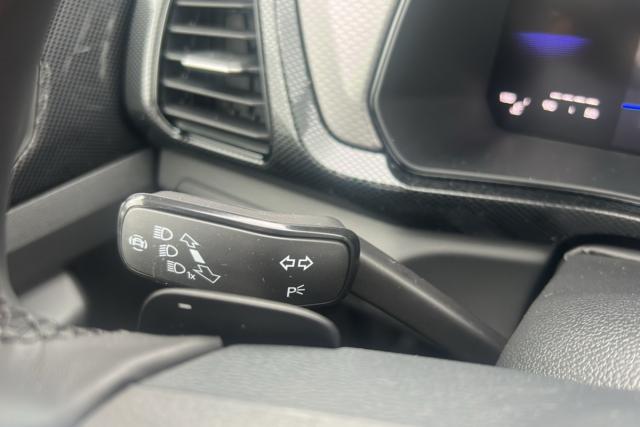 Volkswagen T-Cross image 3