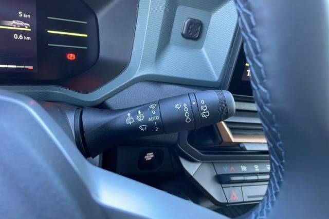 Dacia Duster image 2