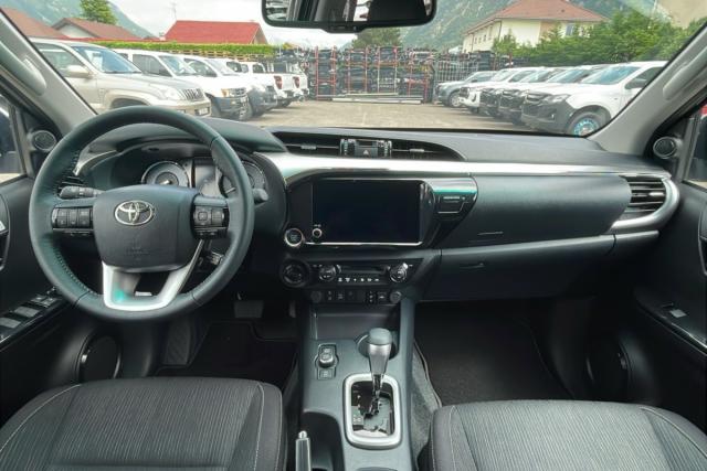 Toyota Hilux image 3