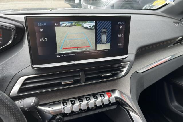 Peugeot 3008 image 8