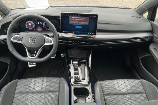 Volkswagen Golf image 4