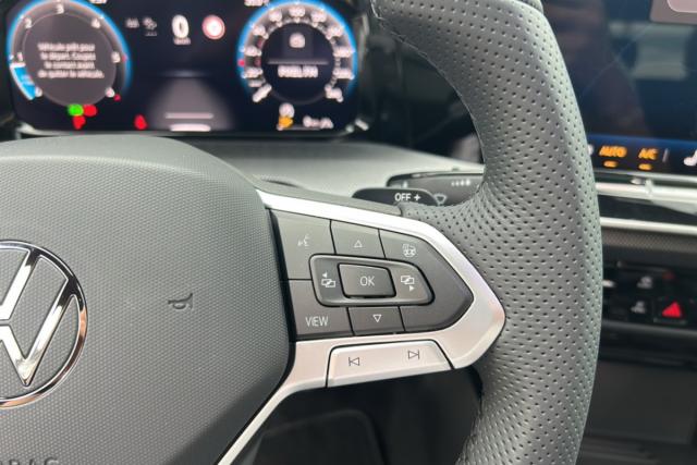 Volkswagen Golf image 2