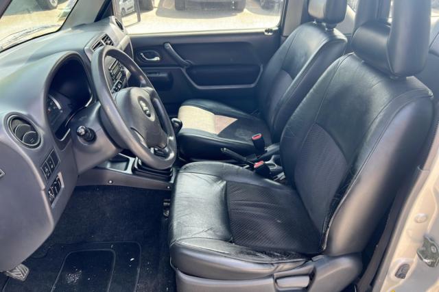 Suzuki Jimny image 4